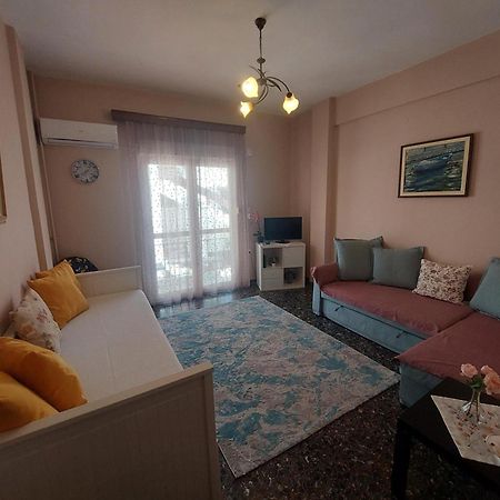 Crystal Home Near Airport أرتيميدا المظهر الخارجي الصورة