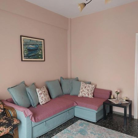 Crystal Home Near Airport أرتيميدا المظهر الخارجي الصورة